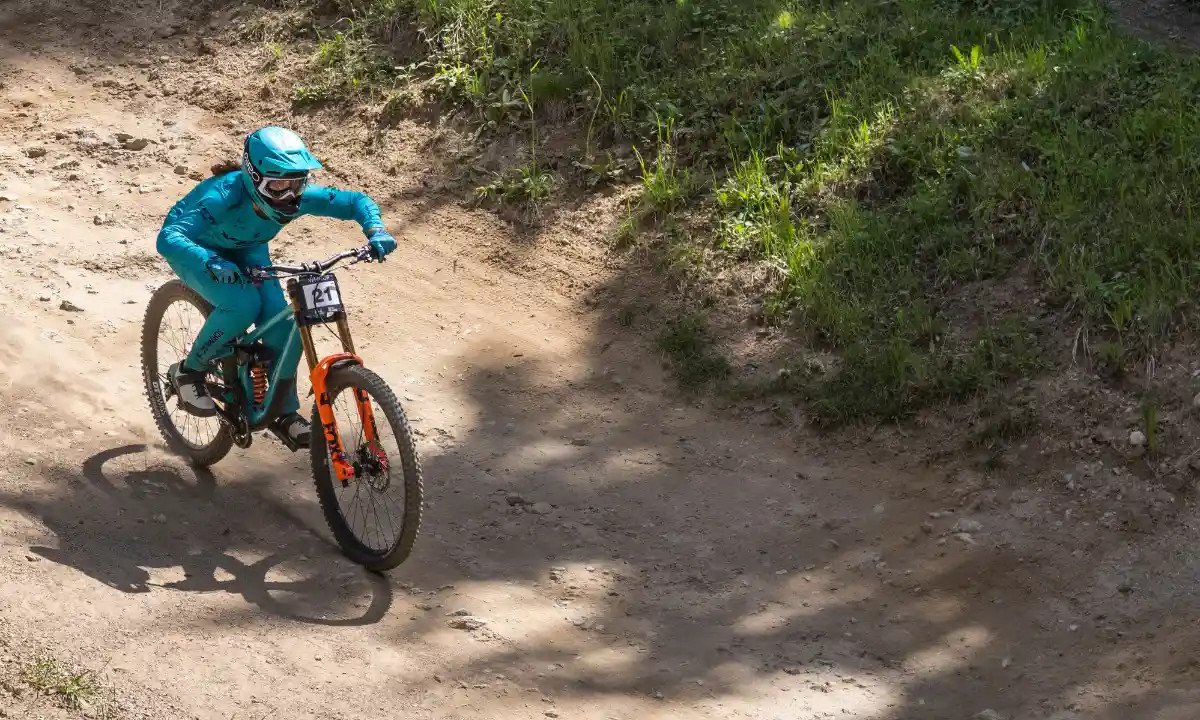 Best Mountain Biking Trails in UAE: Top MTB Routes Guide