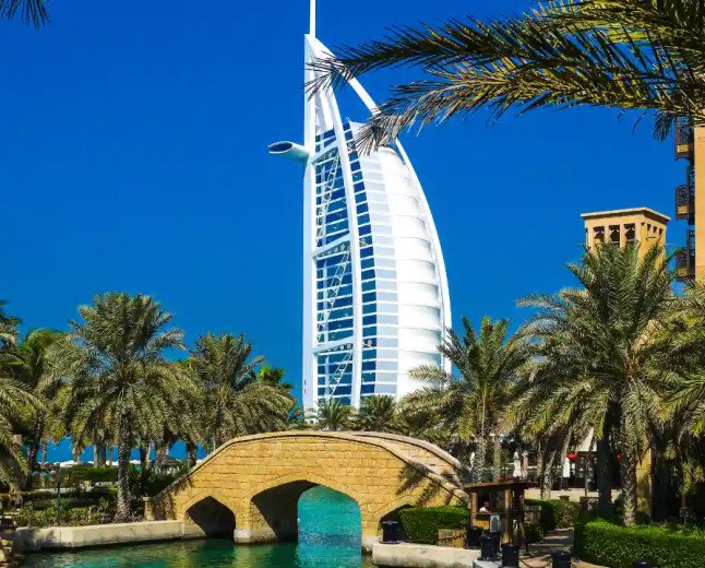 Best Areas to Live in Dubai: Top Neighborhoods Guide 2026